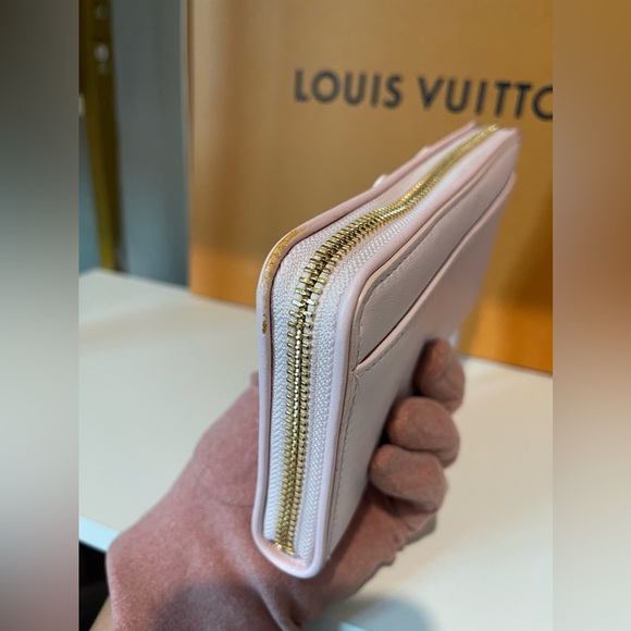 Bundle: Kate Spade & Michael Kors Long wallet - Picture 7 of 14